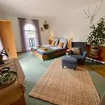 Vanilla Hof 3*