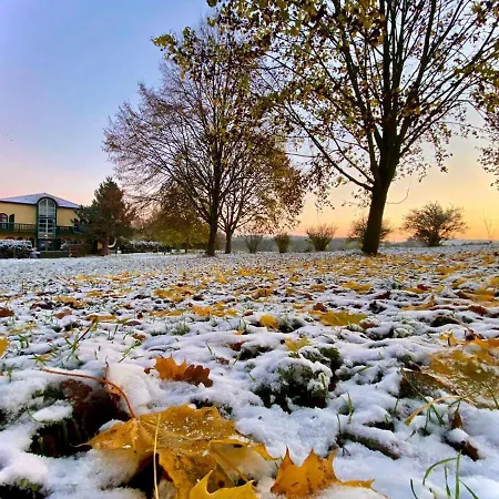 Vanilla Hof Hotel 3*